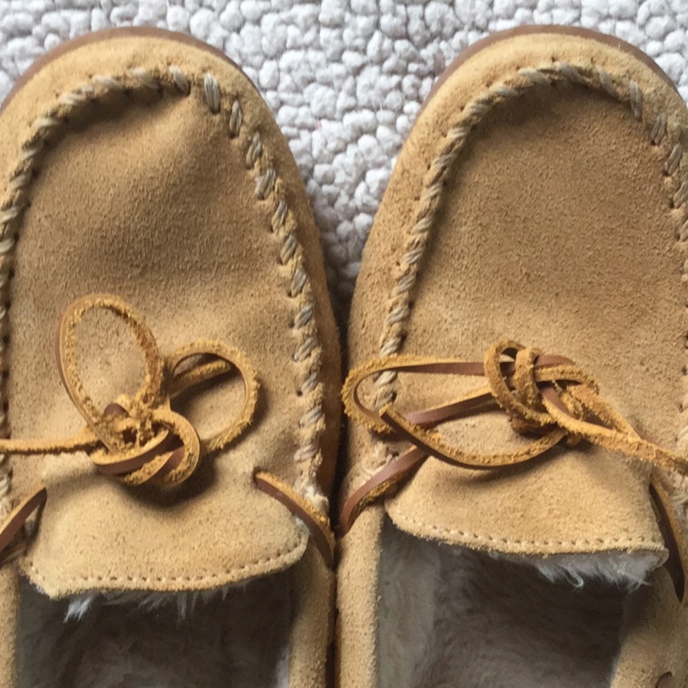 Minnetonka Men’s moccasins - Picture 5 of 5